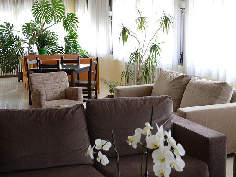 Hotel Mi Casa Sabiñánigo Esterno foto